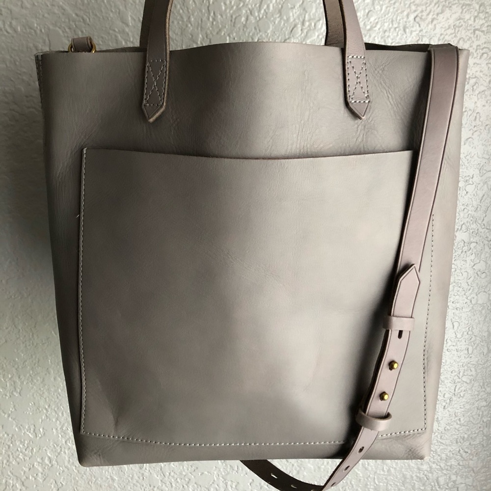 ❣️SOLD - Madewell Medium Transport Tote Stonewall - Picture 2 of 8